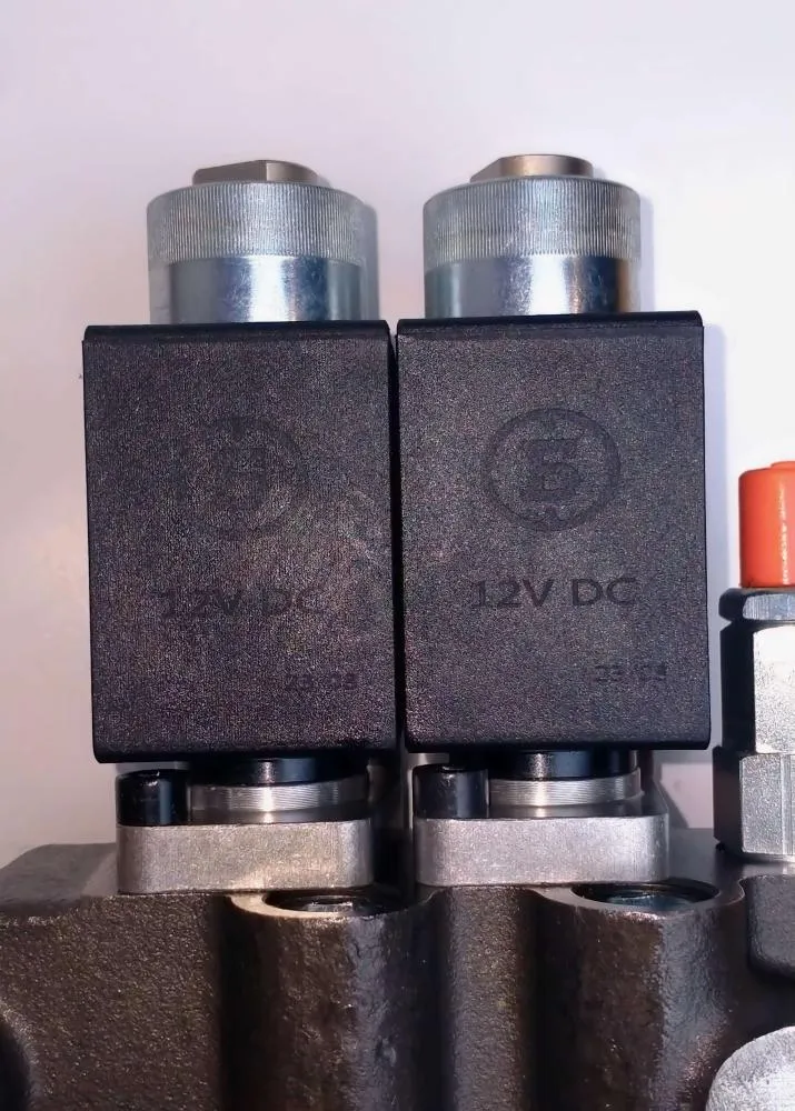 Распределитель 2Z80 DA ES3 12 VDC E_3_