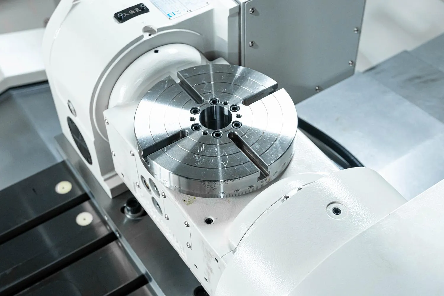 Фрезерная обработка металла на станках ЧПУ